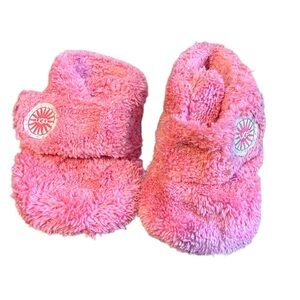 UGG Australia Hot Pink Infant Toddler Crib Shoe Slipper Velcro EUC